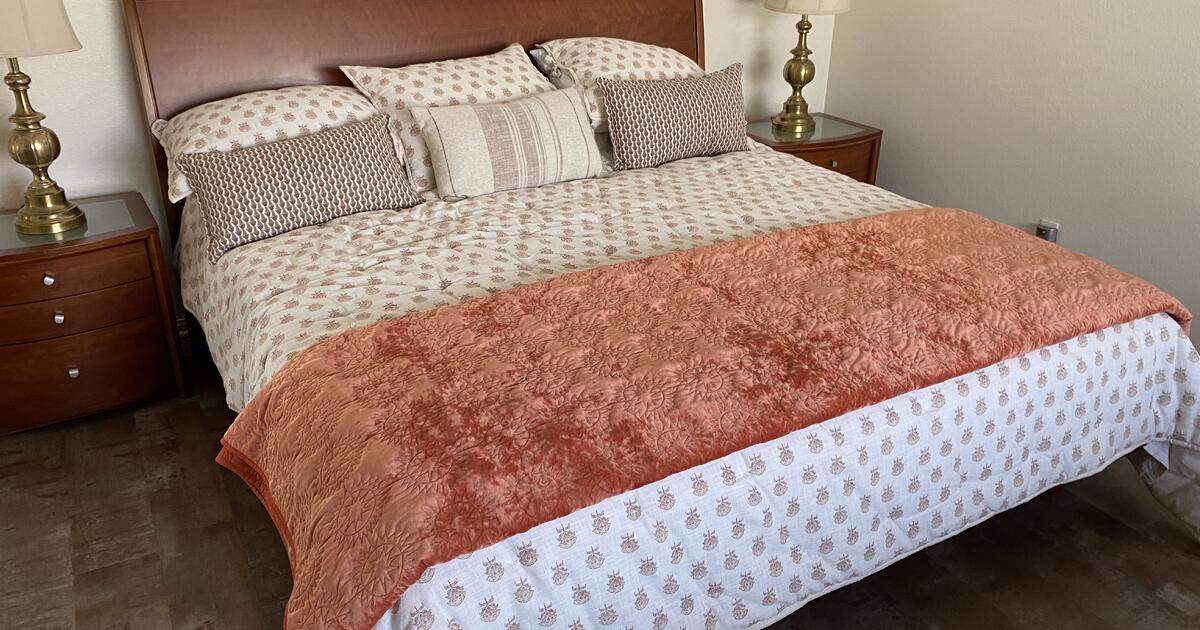 master-bedroom-suite-for-250-in-indian-wells-ca-for-sale-free