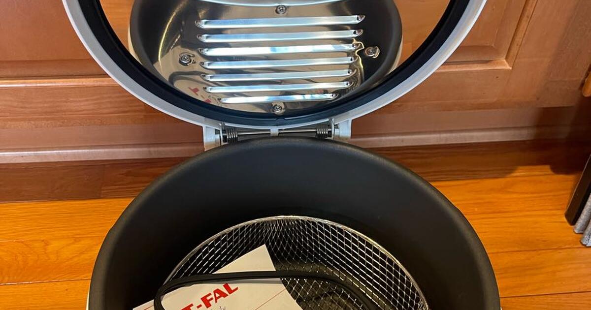 T Fal Family Deep Fryer for 30 in Carmel, IN Finds — Nextdoor