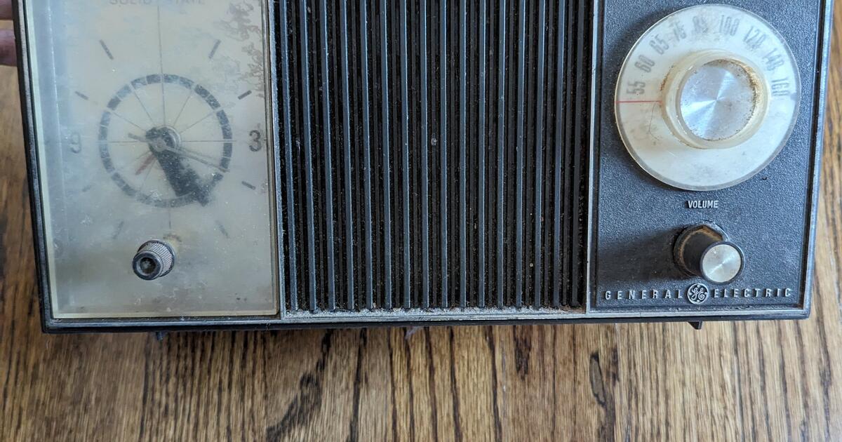 Vintage Radio for $15 in Mauldin, SC | For Sale & Free — Nextdoor