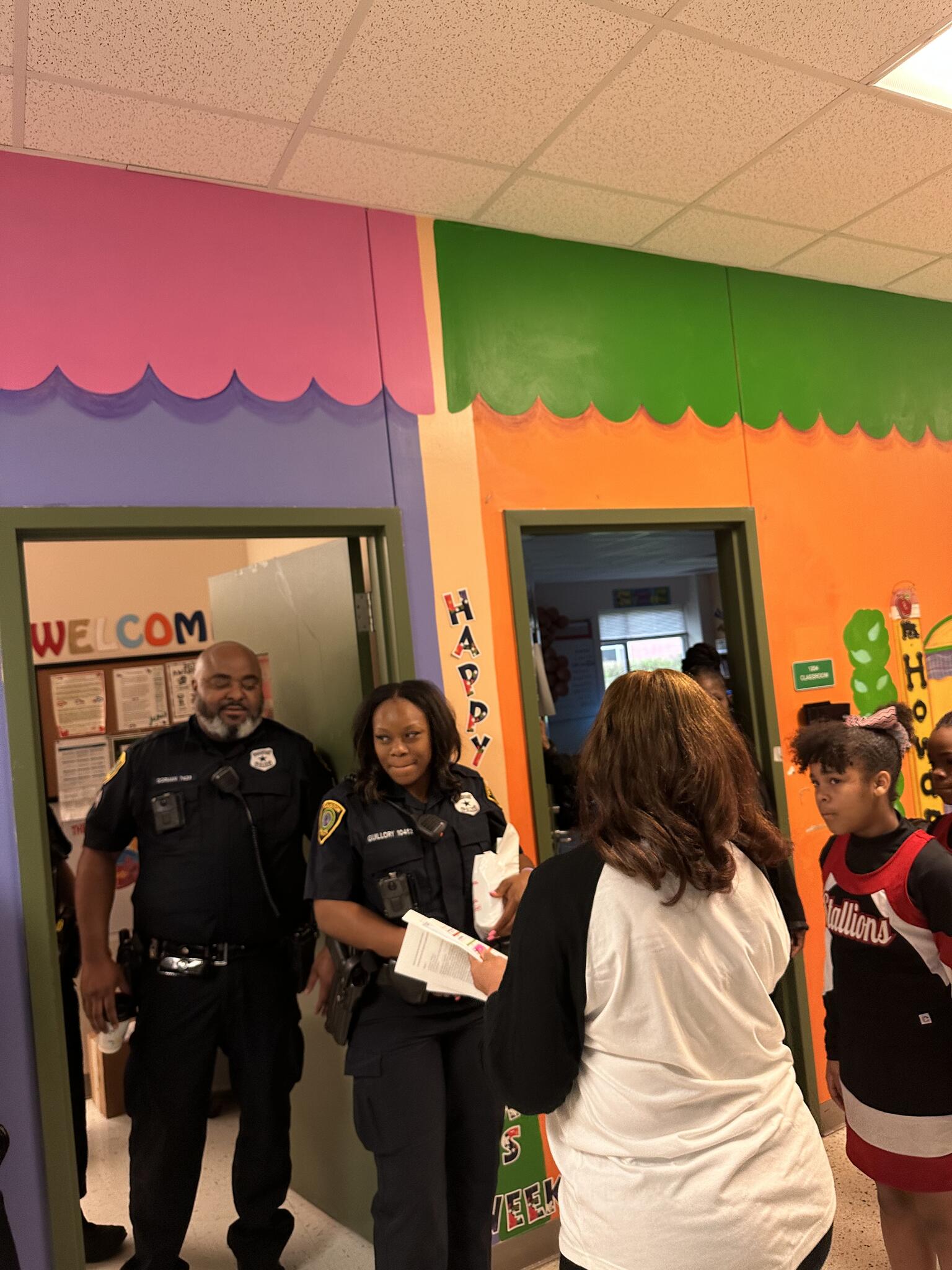 Felix Cook elementary visit by the Northeast Division (Houston Police