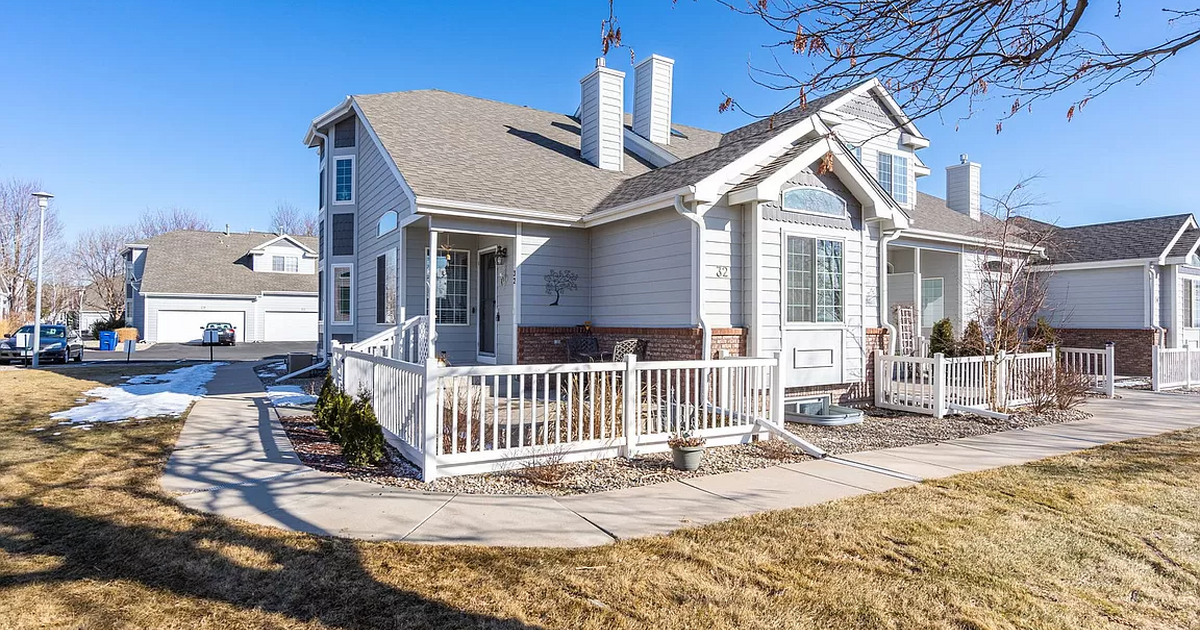 Furnished 2 master bedroom condo for rent in Johnstown for 2695 in