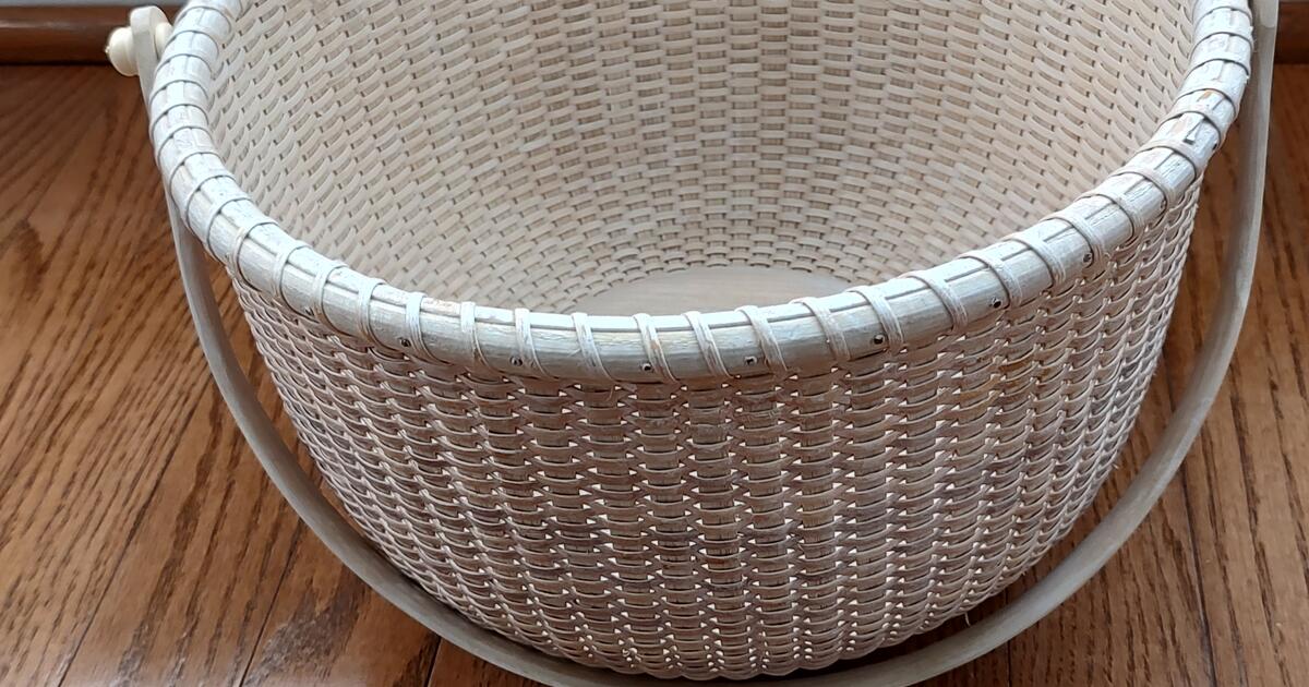 BASKETVILLE NANTUCKET BASKET RATTAN CANE LIGHT WHITEWASH FINISH ON