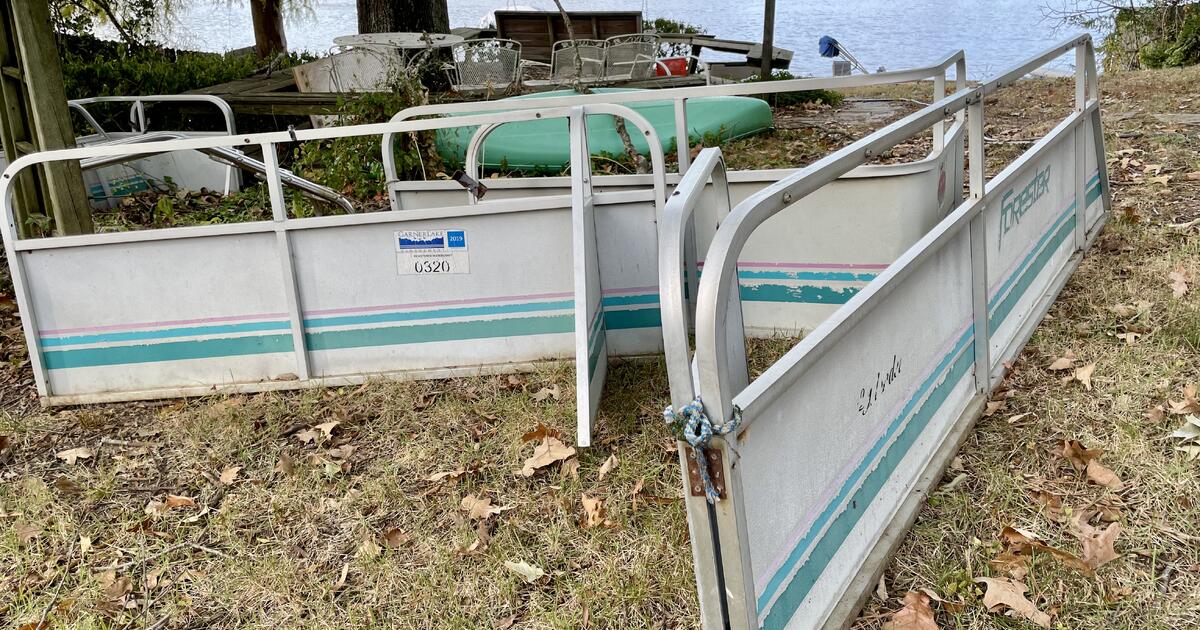 Pontoon Boat Railings -Free for Free in Cordova, TN | For Sale & Free ...