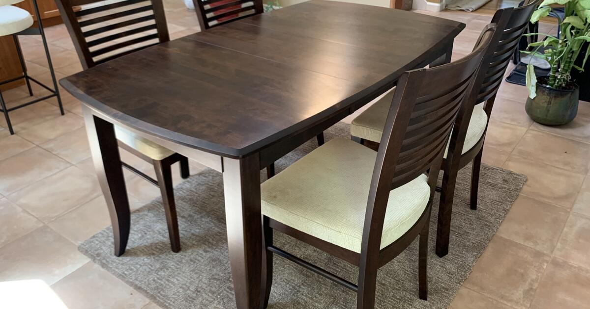 Canadel Dining Table + 4 chairs for 1150 in Portland, OR For Sale