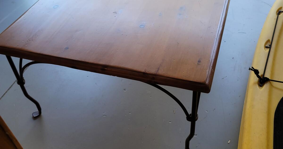 Coffee table 38'x52' REDUCED for 35 in Bluffton, SC Finds — Nextdoor