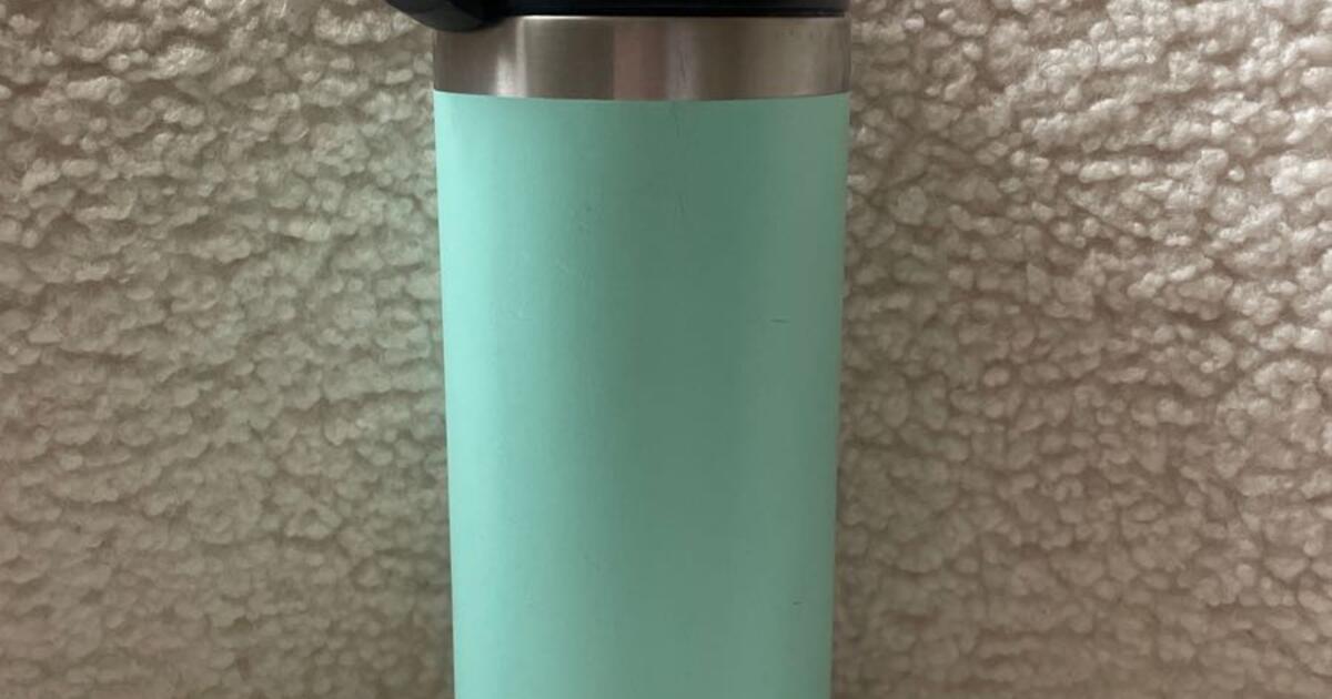 Yeti 26 oz rambler bottle for $10 in Wallingford, PA | Finds — Nextdoor