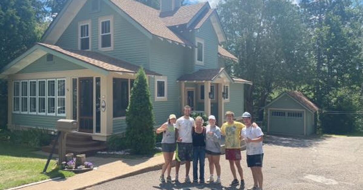 HIRING for the summer 16.5020 hourly for Free in Waukesha, WI