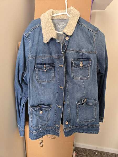Sonoma Denim Jacket With Sherpa Collar For $15 In New Haven, MI