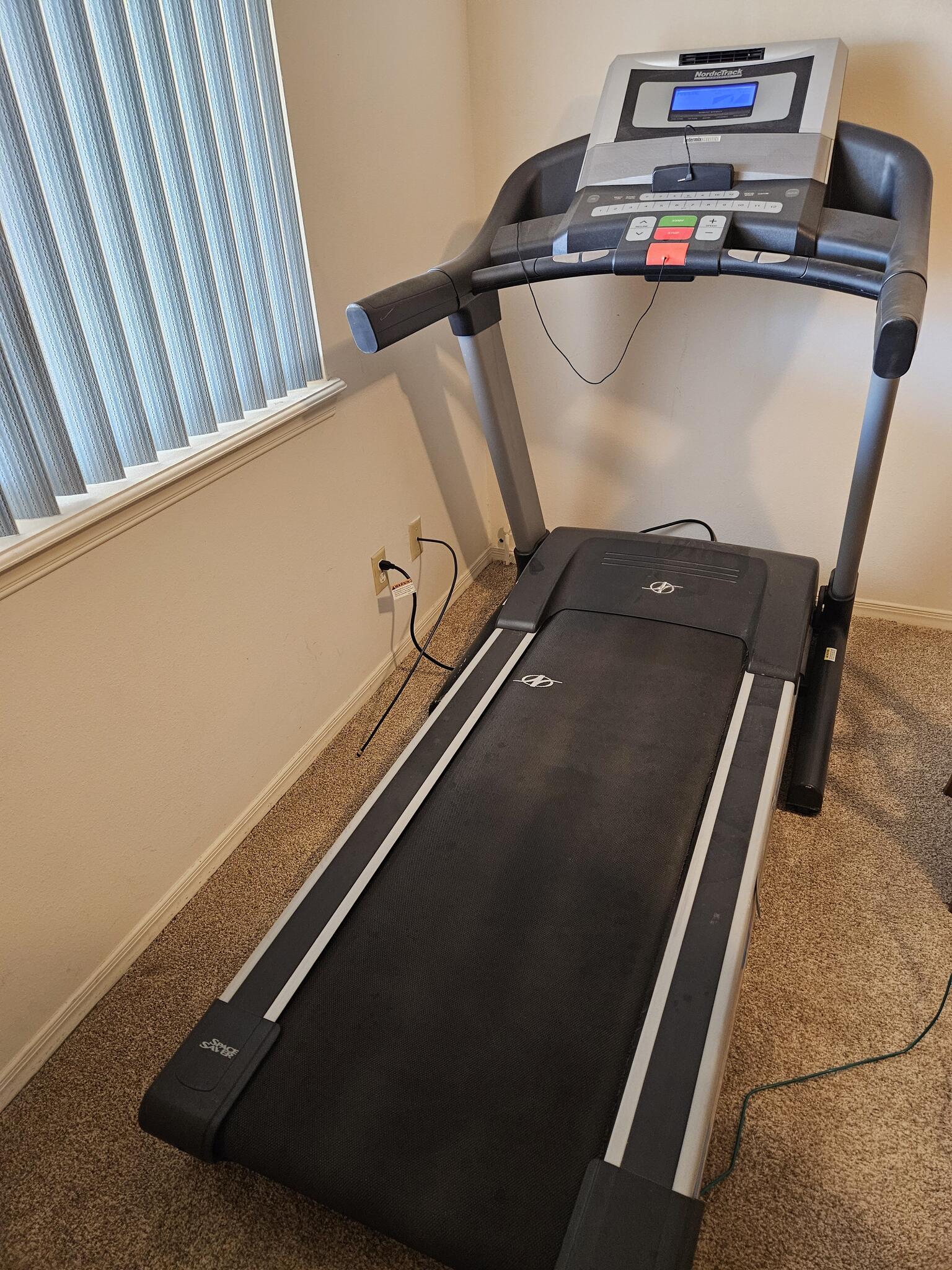 Nordictrack C 1500 Treadmill - $350 Obo For $245 In Las Cruces, Nm 