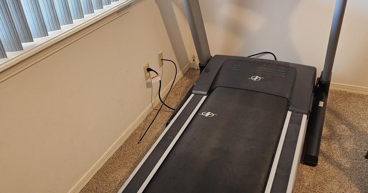 Nordictrack C 1500 Treadmill 350 Obo For 245 In Las Cruces Nm