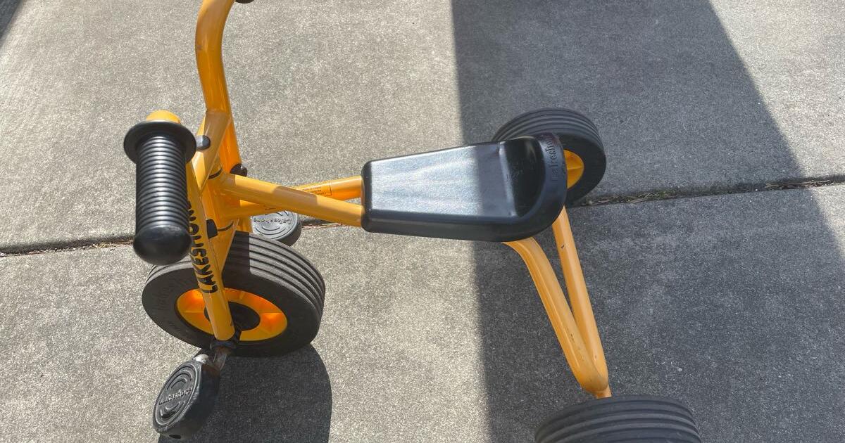 lakeshore tricycle
