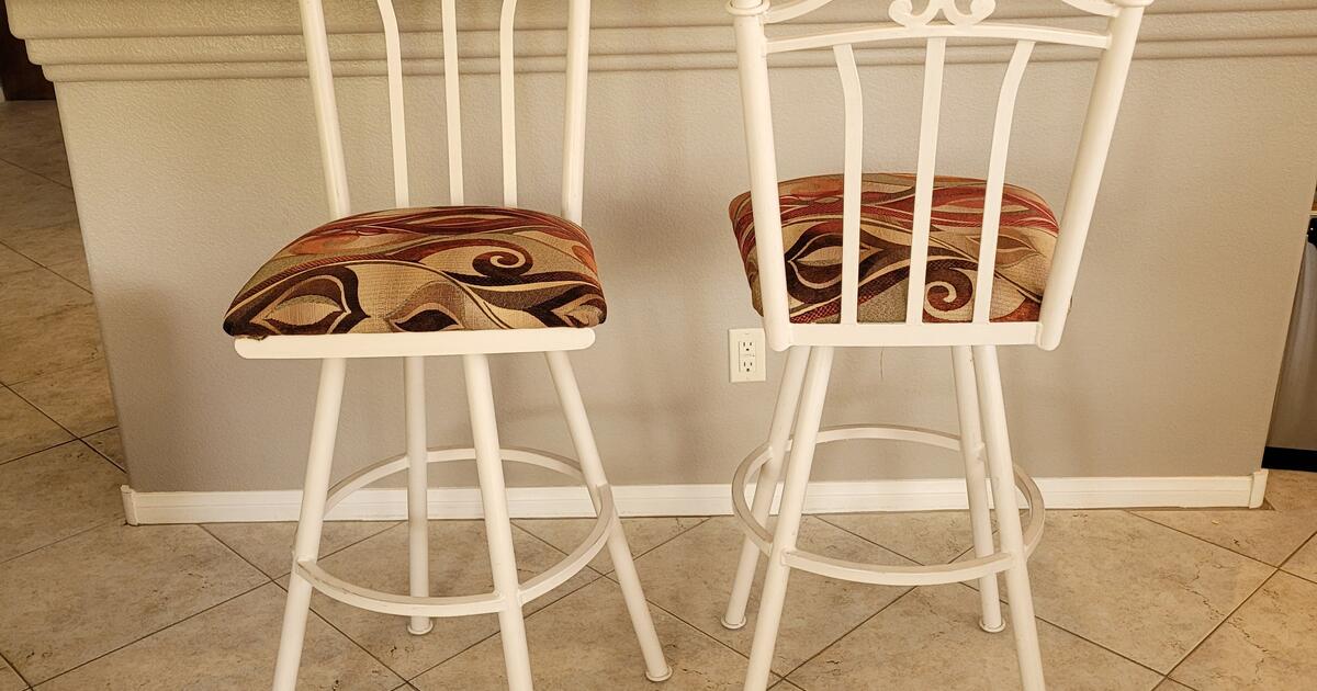 Bar stools for 25 in Las Vegas, NV Finds — Nextdoor