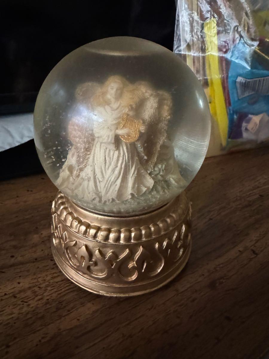 Angel Snow Globe