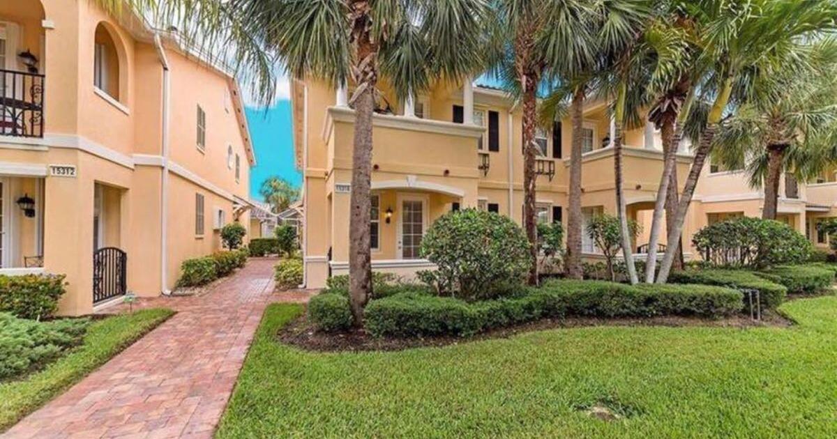 Village Walk of Bonita Fully Renovated townhouse for 3200 in Bonita