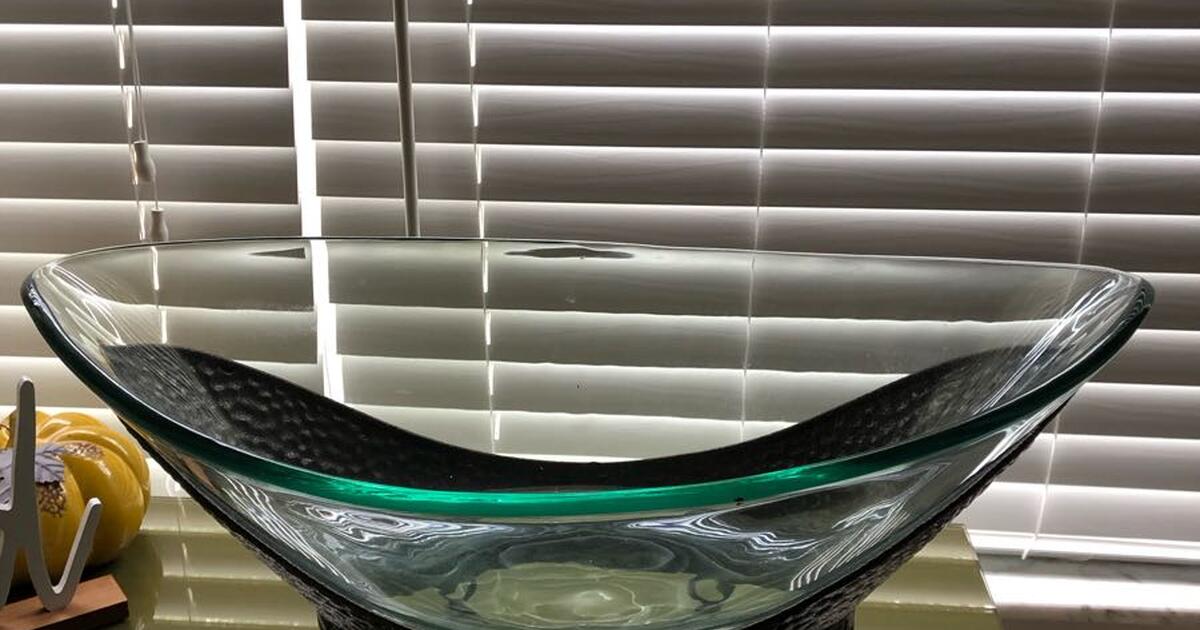 Oversized Glass Bowl (Kirkland’s) for 60 in Homosassa, FL For Sale