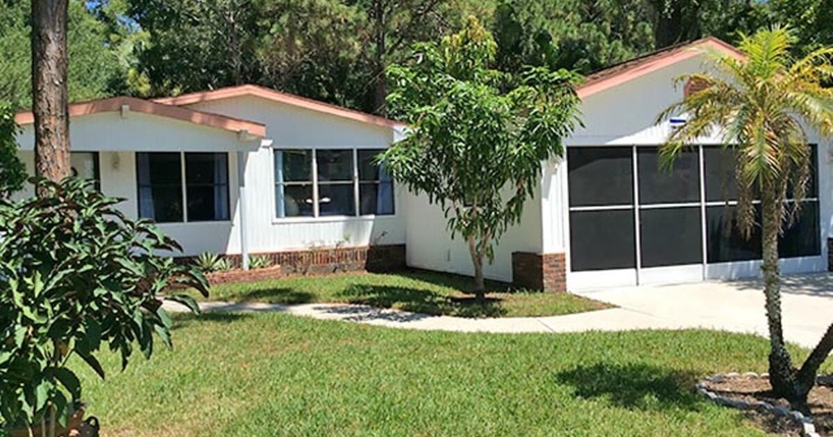 Beautiful home for sale in Del Tura for 209000 in North Fort Myers, FL