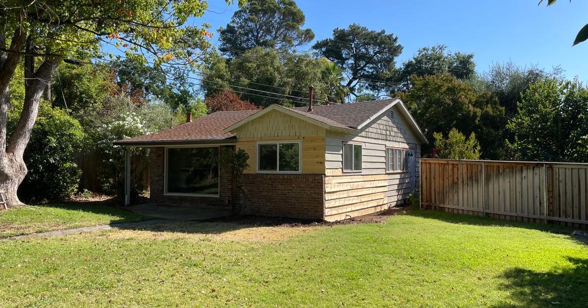 SIERRA OAKS VISTA HOUSE FOR RENT for 2000 in Sacramento, CA For Sale