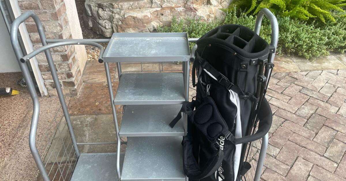 Metal Storage Rack for Two Golf Bags for Free in Ponte Vedra Beach, FL ...