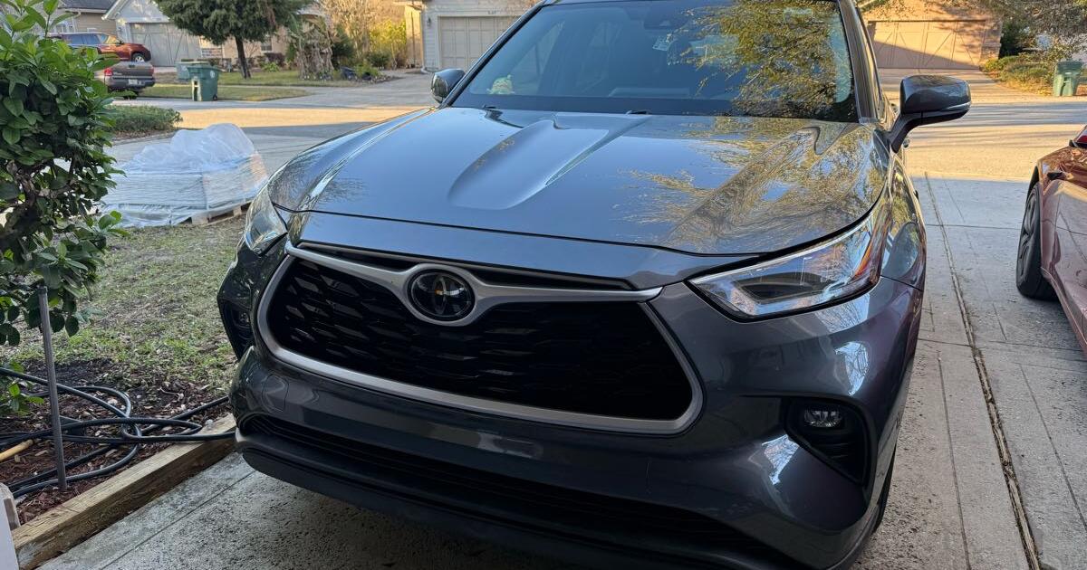 Toyota SUV XLE for $25500 in Jacksonville, FL | For Sale & Free — Nextdoor