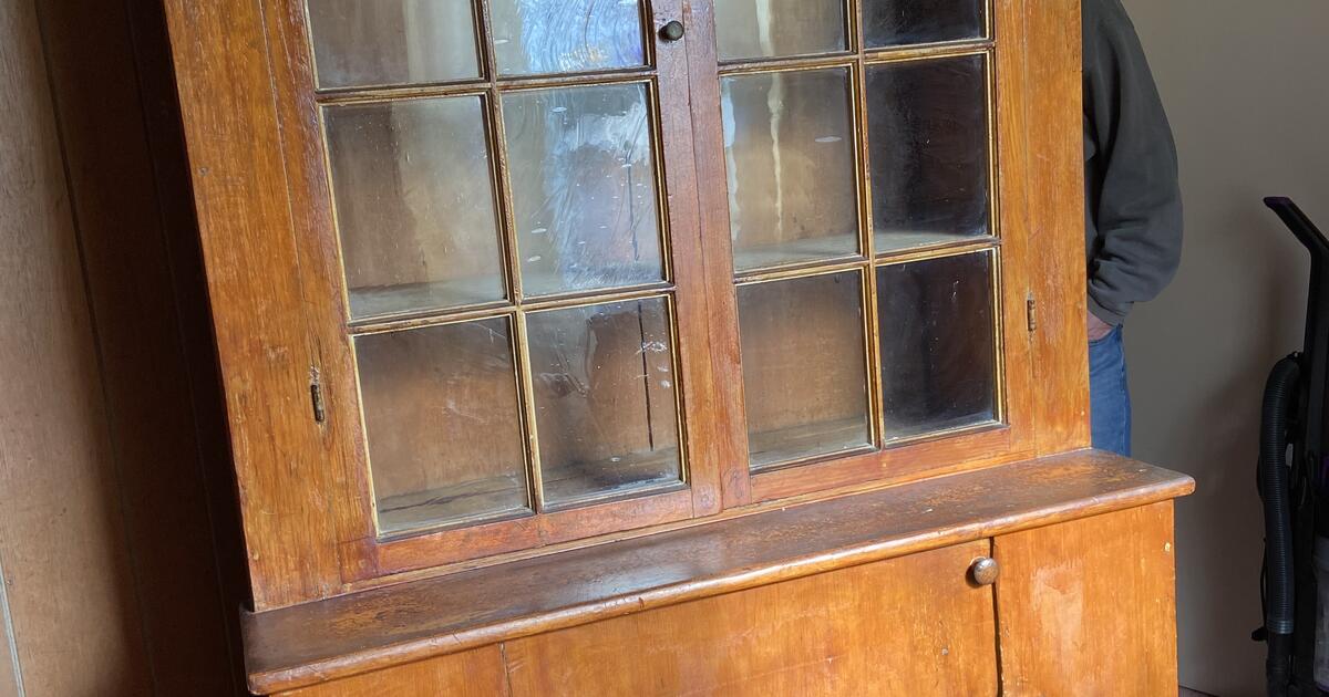 Antique Pine Hutch for 1000 in Hamilton, NY Finds — Nextdoor