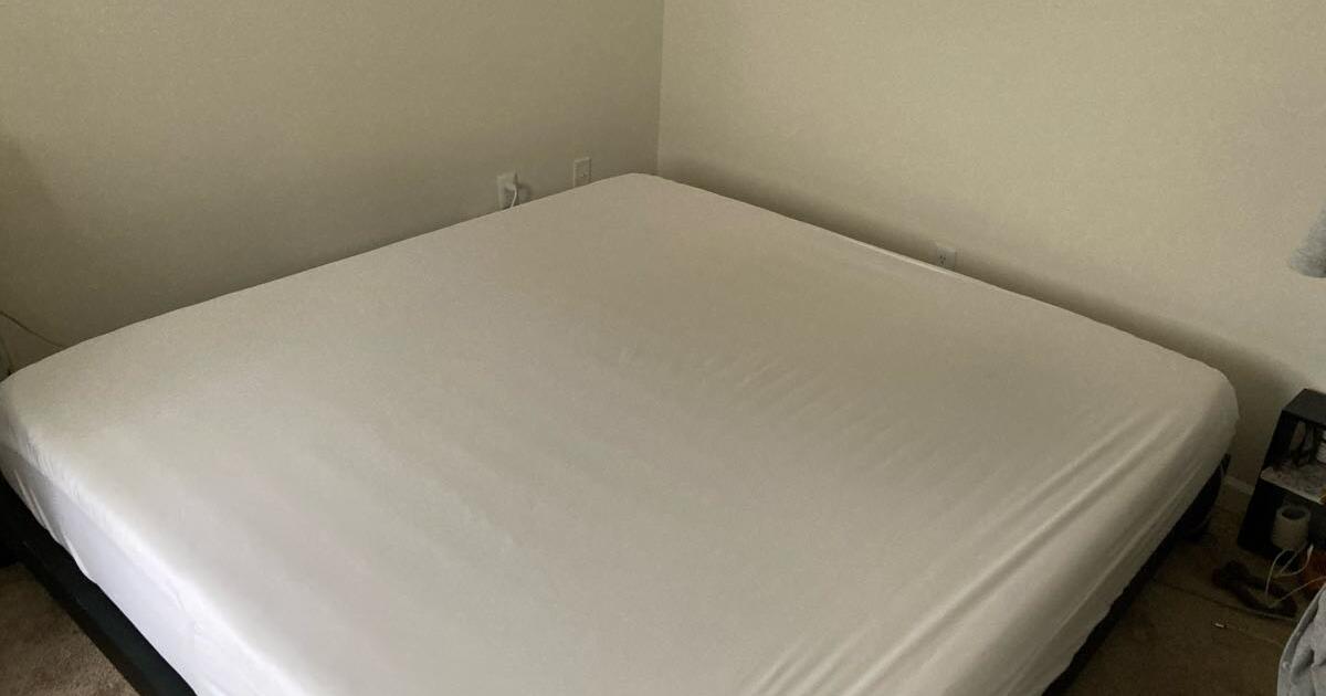 used purple mattress king size bed chicago