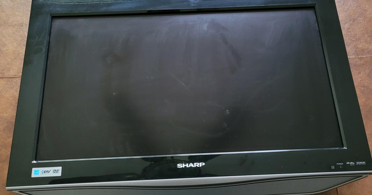 25" Sharp TV / DVD Player for Free in Bolingbrook, IL For Sale & Free