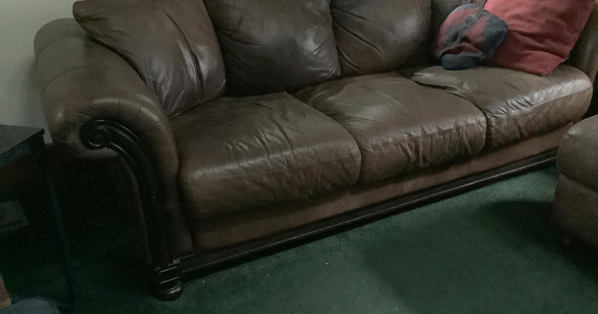 leather couches for Free in Farmington, MI Finds — Nextdoor