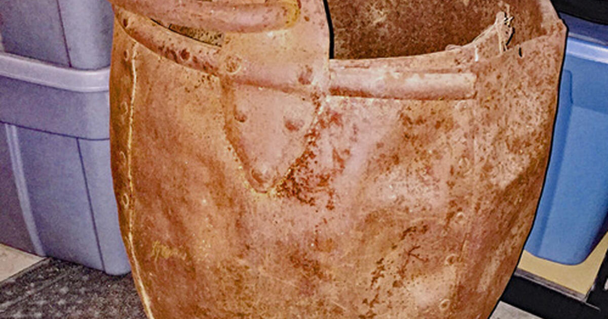 HANDMADE ANTIQUE ORE BUCKET *RARE FIND* for 3000 in St. UT