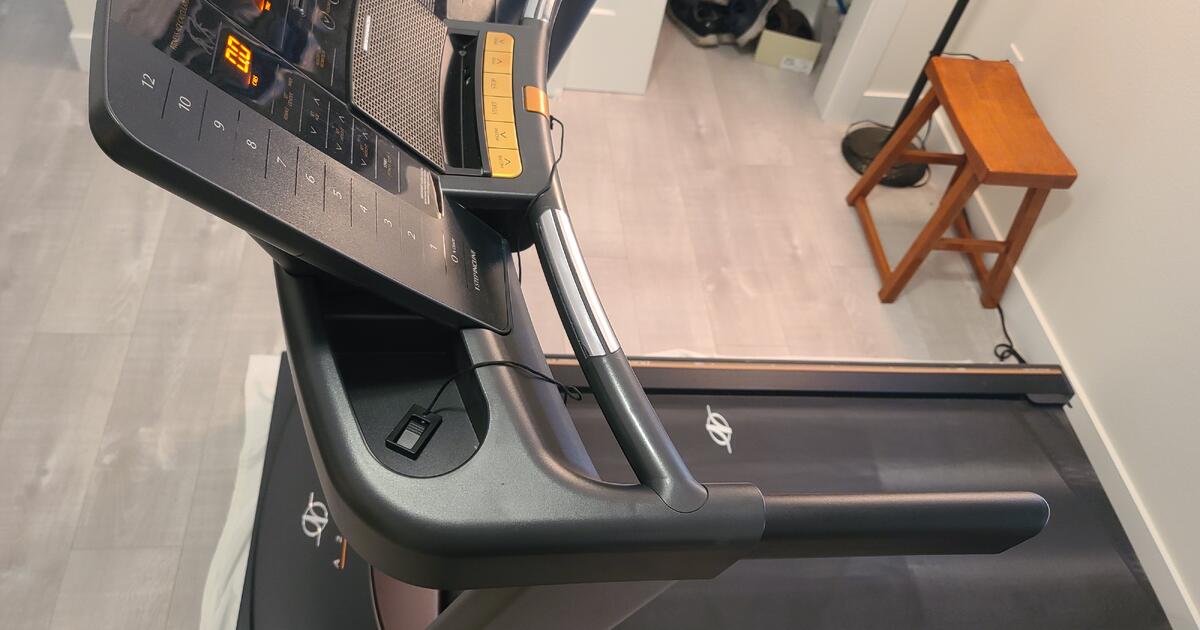 Treadmill Nordictrack A2550 for 50 in Silverdale, WA For Sale & Free