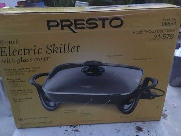 Presto 06852 16-inch Electric Skillet with Glass Cover