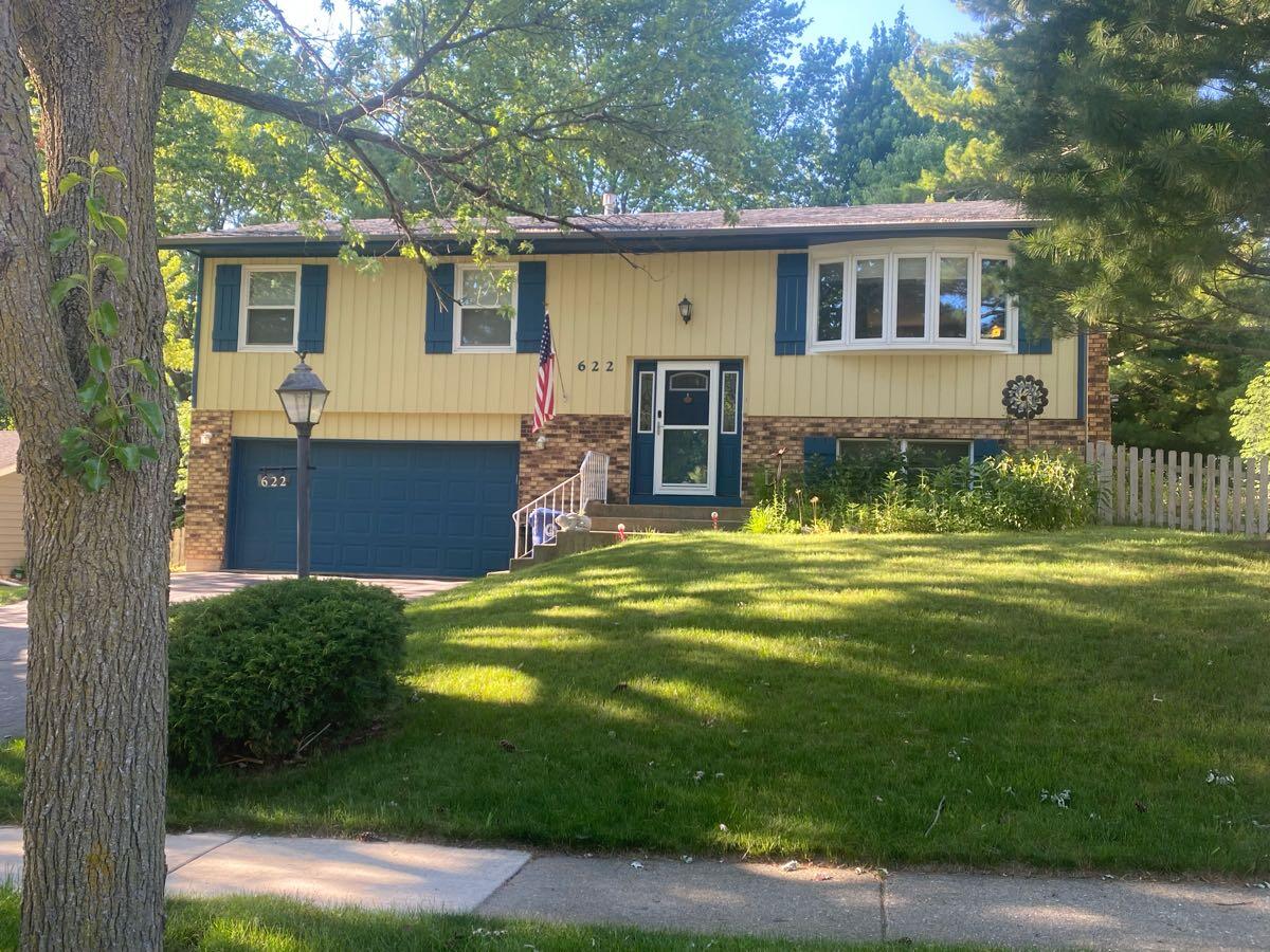 Newly Listed Home on Algonquins Eastside for 360000 in Algonquin, IL