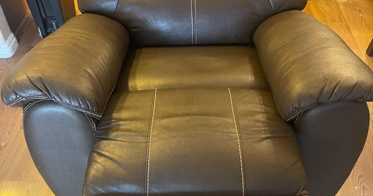 Recliner for 60 in Las Vegas, NV For Sale & Free — Nextdoor