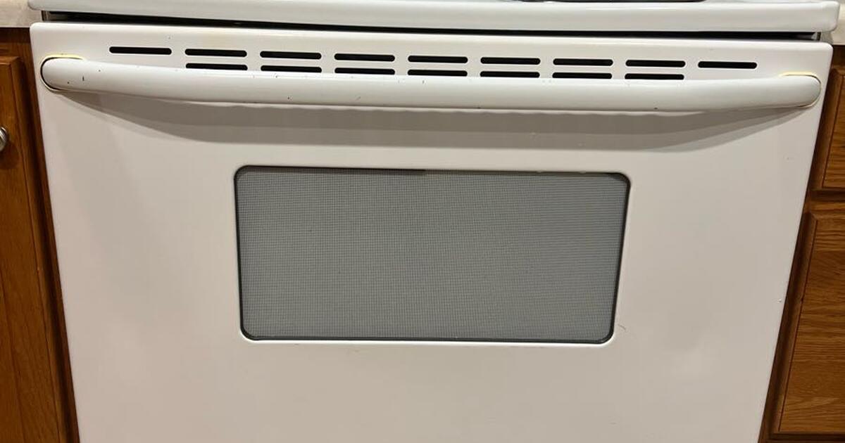 Used Maytag stove for sale for 50 in Greensboro, NC For Sale & Free