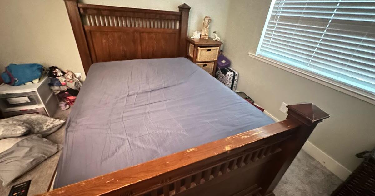 Queen bed for Free in Rohnert Park, CA For Sale & Free — Nextdoor