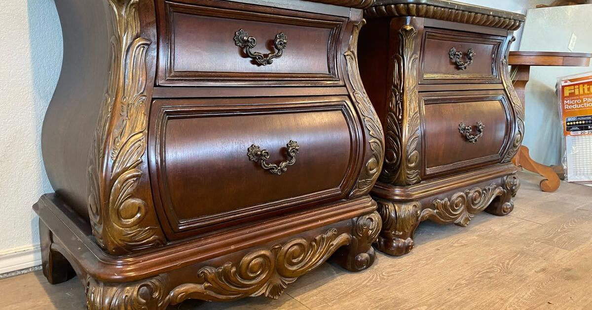 Extra large nightstands for 400 in Willow Park, TX For Sale & Free