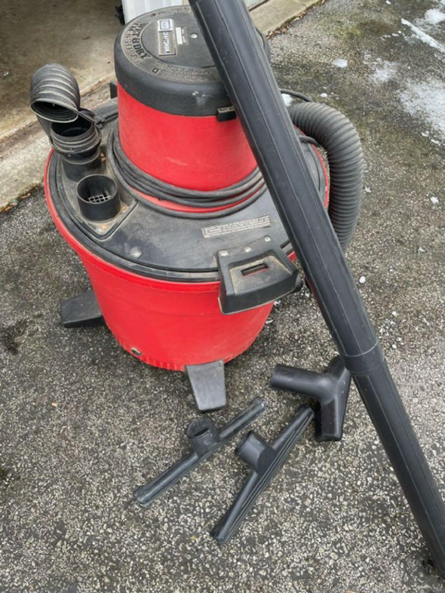 Craftsman Wet/dry shop vac for Free in Downingtown, PA | For Sale ...