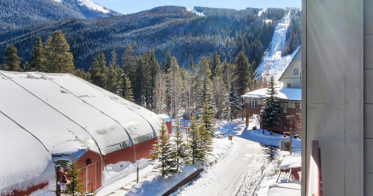 Keystone VRBO Sleeps 4 Village Run a couple minute walk to the