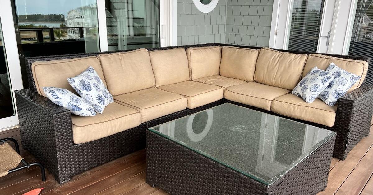 Outdoor Sectional & table for Free in Wilmington, NC For Sale & Free — Nextdoor