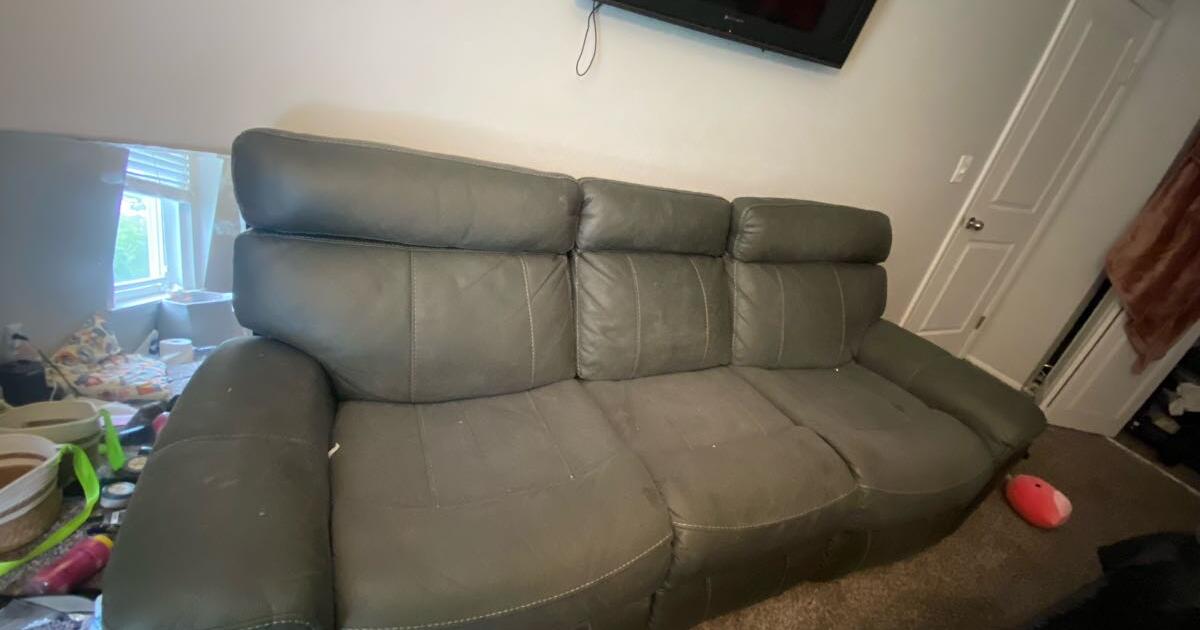 Couch for Free in Louisville, KY Finds — Nextdoor