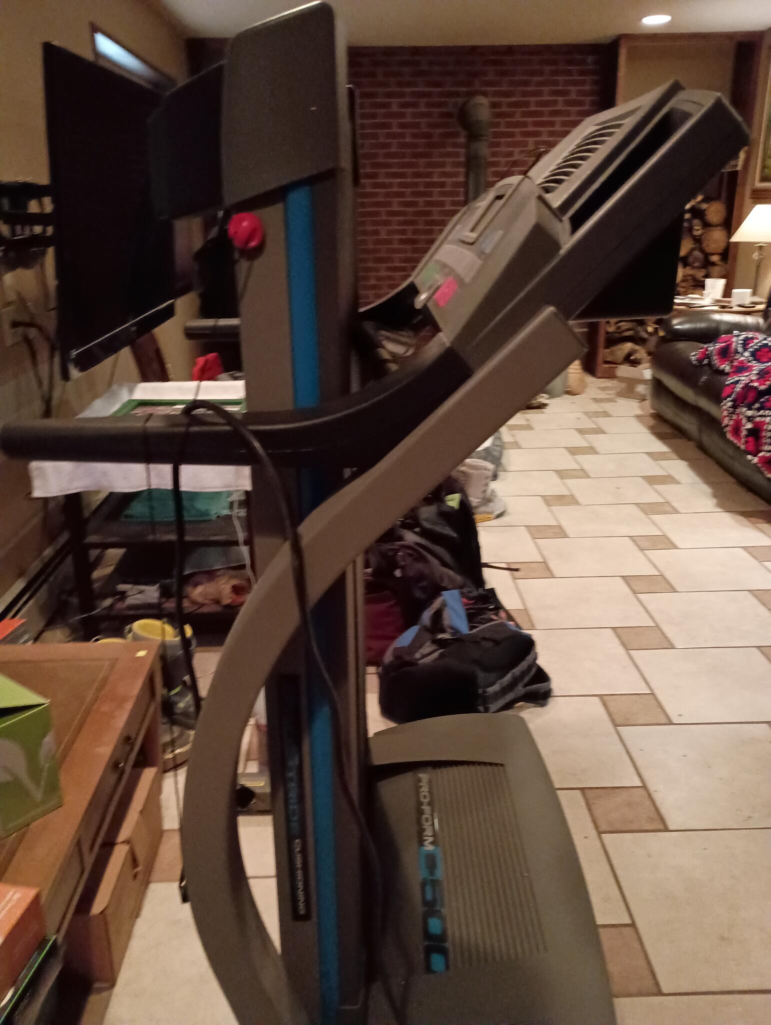 Treadmill for 150 in Colorado Springs, CO For Sale & Free — Nextdoor