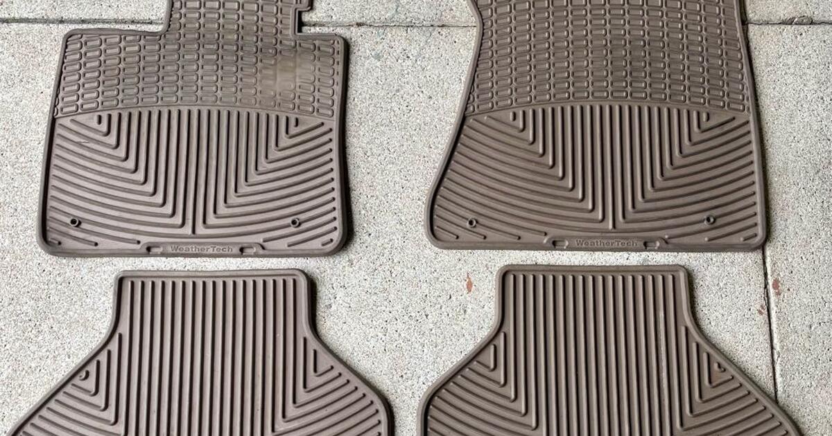WeatherTech Car Floor Mats for Free in Memphis, TN For Sale & Free
