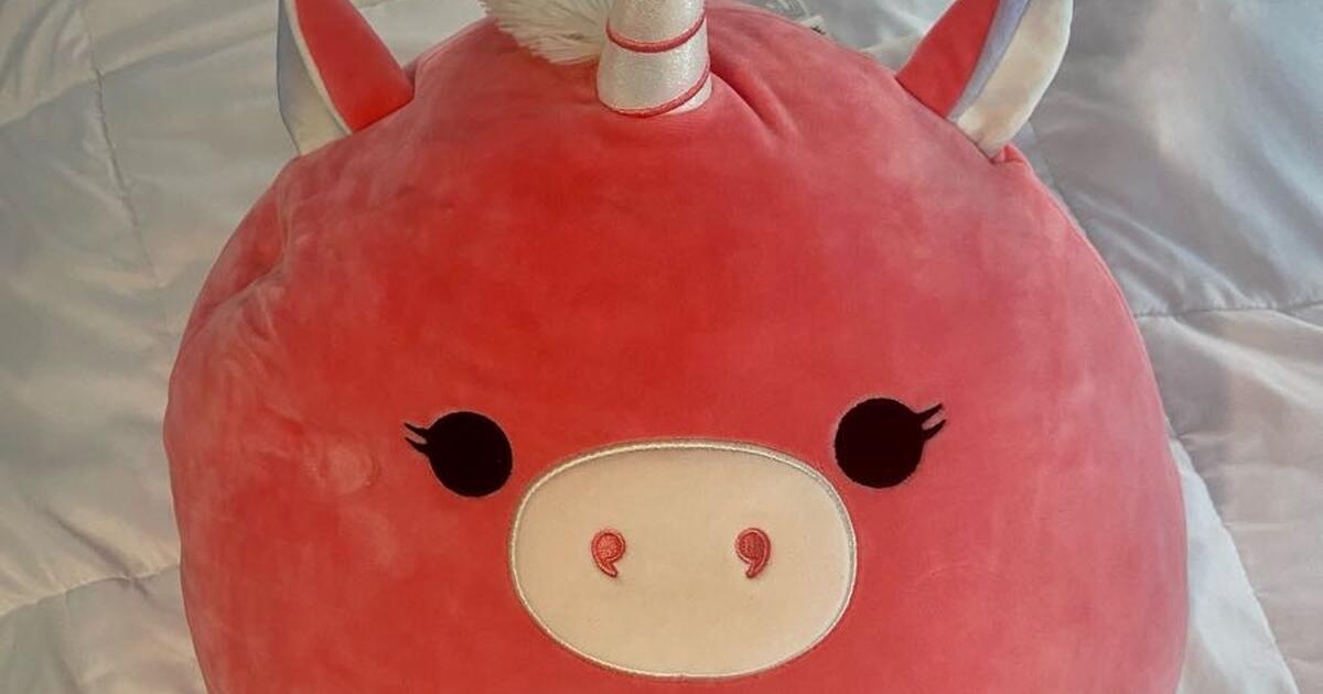 Stuffed Animals / Squishmallows for 15 in San Diego, CA For Sale