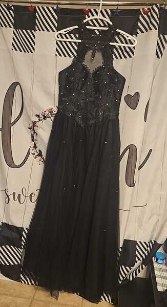 Prom Dress Black Formal Dress For $220 In Murfreesboro, TN | For Sale & Free Nextdoor Prom Dress Black Formal Dress For $220 In Murfreesboro, TN | For Sale & Free Nextdoor