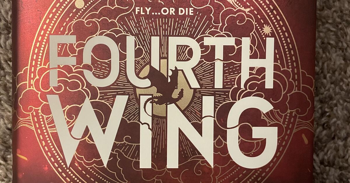 Fourth Wing Sprayed Edges For Sale
