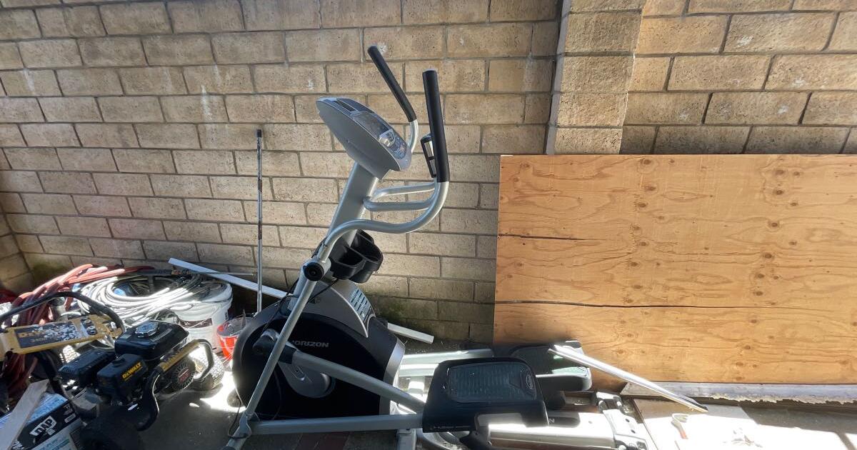 Horizon EX79 Elliptical for Free in Pasadena, CA For Sale & Free