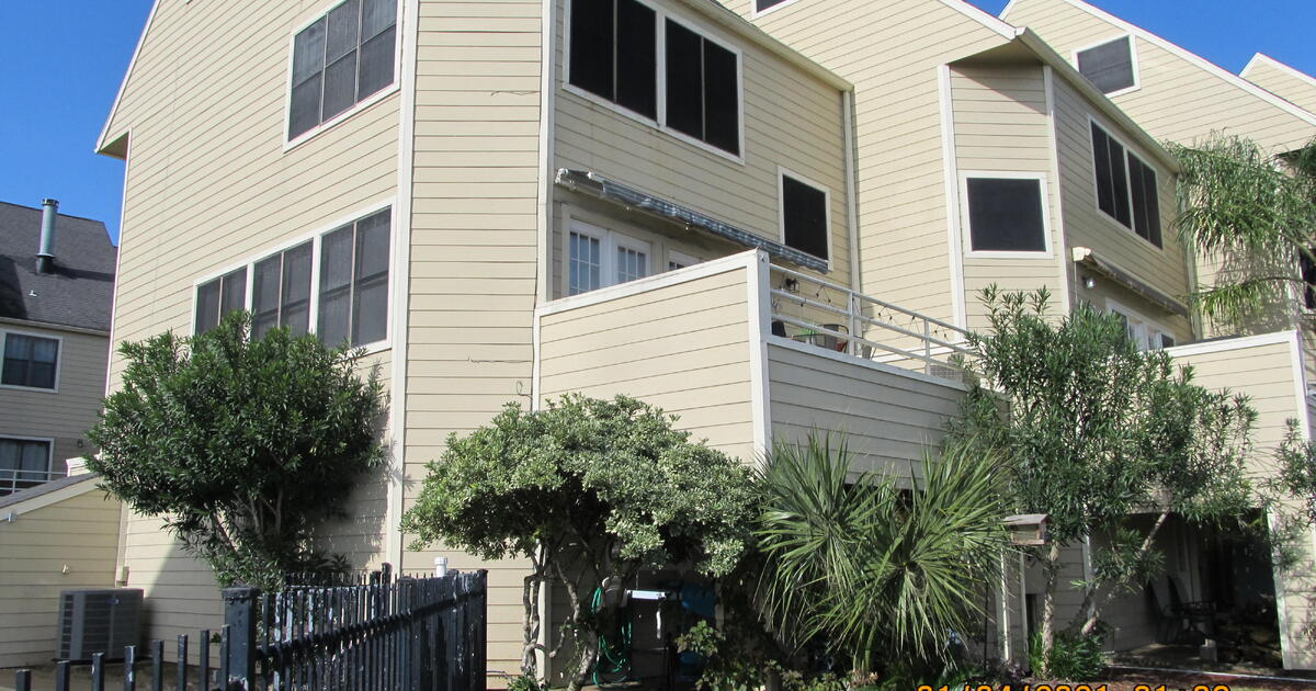 TownHome for Lease for 2200 in League City, TX For Sale & Free