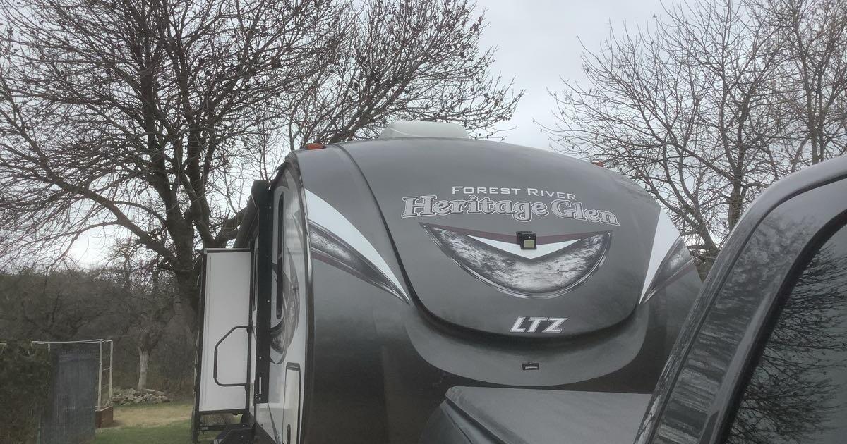 2019 Forest River Heritage Glen LTZ for 25500 in Fort Worth, TX For