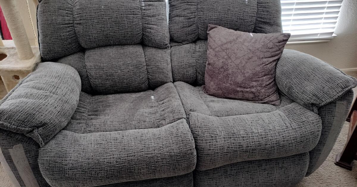 Furniture for Free in Lenexa, KS Finds — Nextdoor