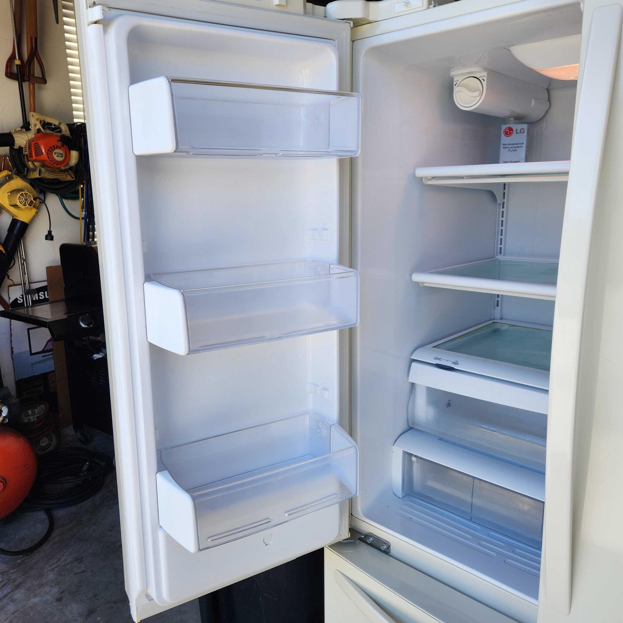 Kenmore Elite (LG brand) Refrigerator for 200 in Lakeland, FL For Sale & Free — Nextdoor