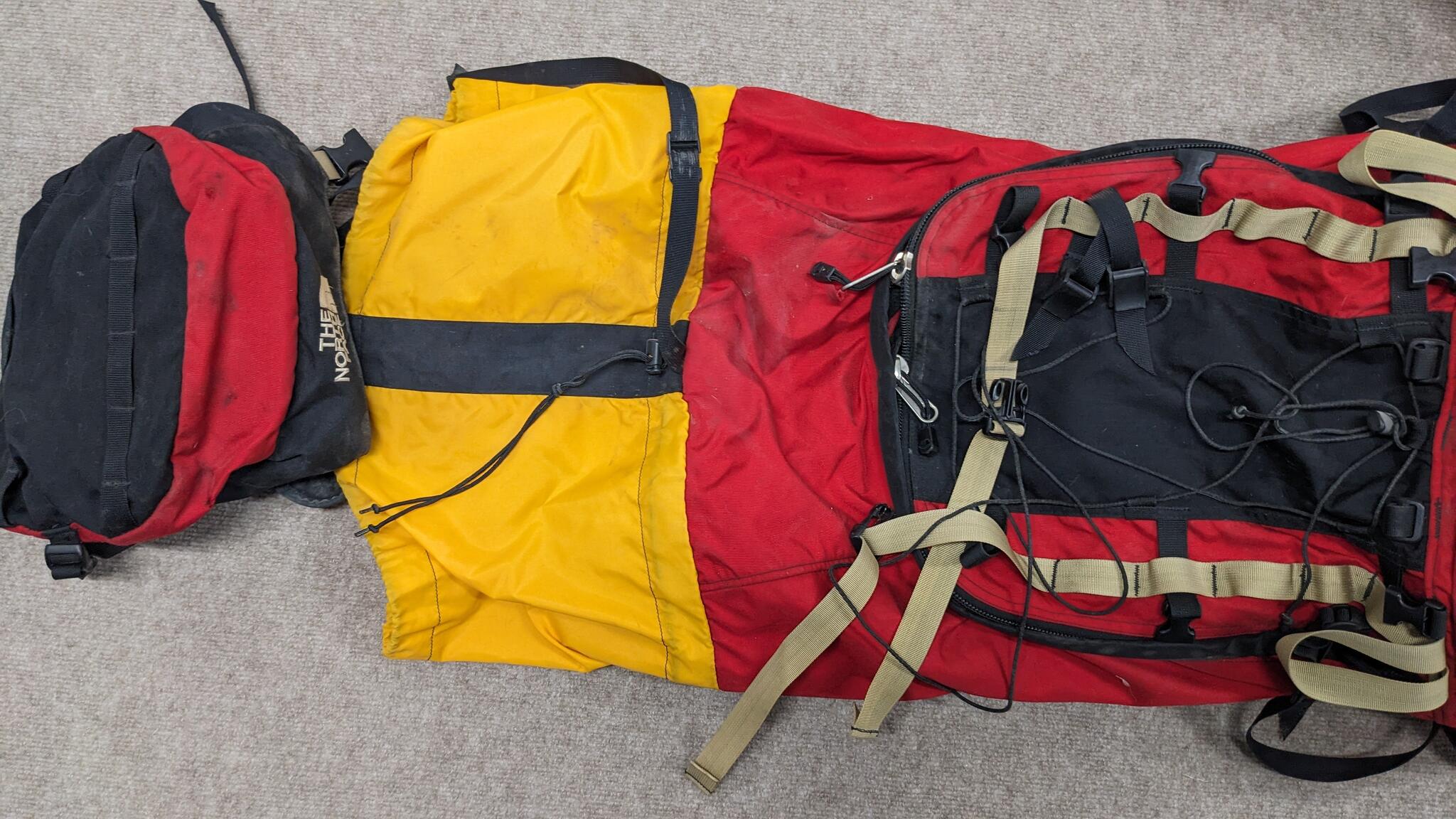 osprey airplane backpack Stratos 44 Hiking Pine Leaf Green Bags Lululemon Carry Onward Size:4 Bottles adidas-PUMA-diadora as well as dual